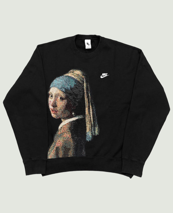 VA-S21-078 THE GIRL WITH THE PEARL EARRING RETRO REWORK CREWNECK