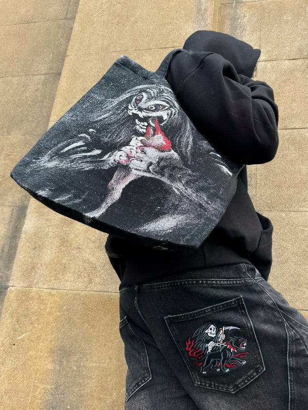 VA-SS25-BL20 GREED x VENDETTA TAPESTRY TOTE