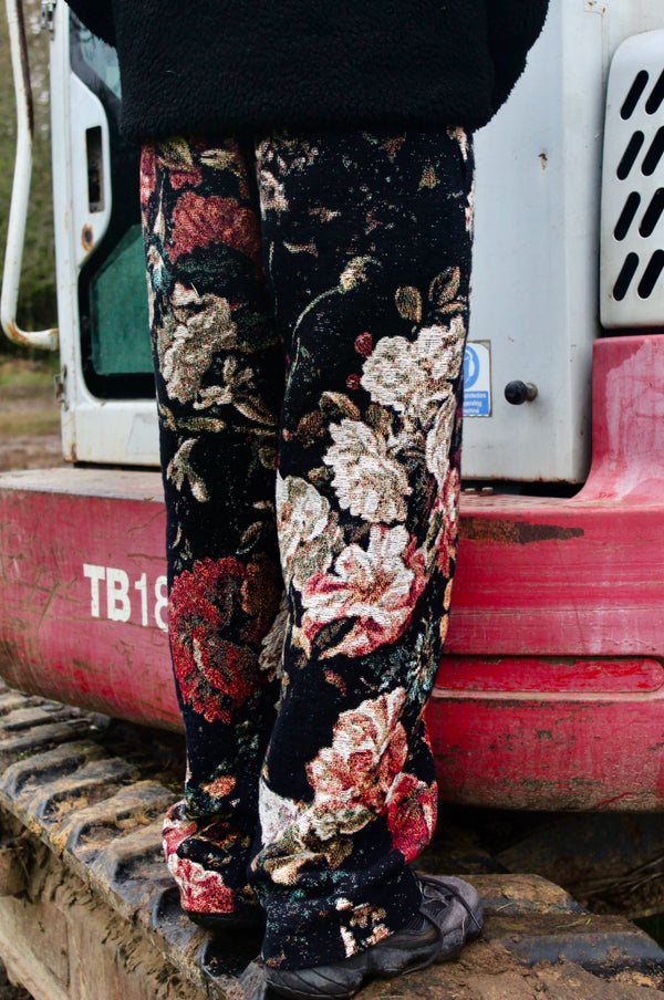 VA-SS25-887 FLORAL FULL TAPESTRY TROUSERS